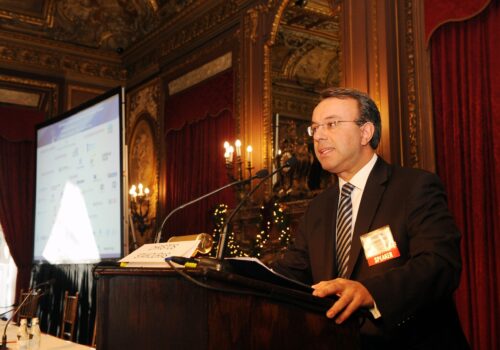 O Αν. Υπουργός Οικονομικών στο 16th Annual Capital Link Invest in Greece Forum | 1.12.2014