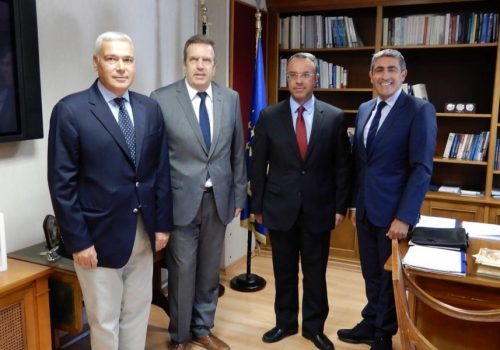 Συνάντηση του Υπουργού Οικονομικών με τον Πρόεδρο και μέλη του ΔΣ της ΕΣΕΕ | 27.8.2019