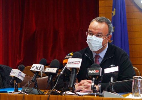 «Κόκκινα σπίτια» Μαλεσίνας: Ολοκληρώνεται η λύση προβλήματος που εκκρεμεί από το 1894 | 23.12.2021