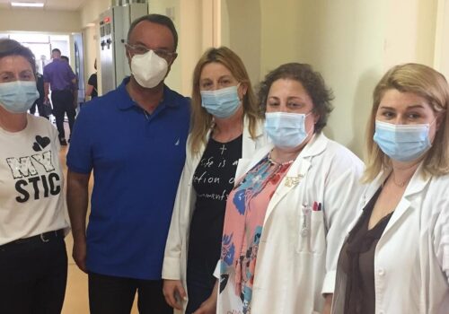 Επιχείρηση ΕΛΕΥΘΕΡΙΑ: Επίσκεψη Υπουργού Οικονομικών στα Εμβολιαστικά Κέντρα της Λαμίας | 8.5.2021