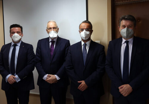 Στήριξη Απασχόλησης: Υπογραφή CEB – Συν. Τράπεζας Καρδίτσας παρουσία του ΥπΟικ | 15.6.2021