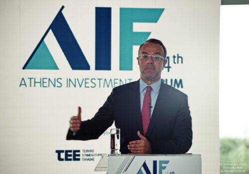Ομιλίες του Υπουργού Οικονομικών στην 1η Διάσκεψη “The Greeks are Back” και στο 4th Athens Investment Forum | 21.10.2021