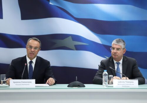 ΕΤΕπ: 900 εκατ. ευρώ για στήριξη ζωτικής σημασίας επενδύσεων στον δημόσιο τομέα της Ελλάδας | 26.1.2023