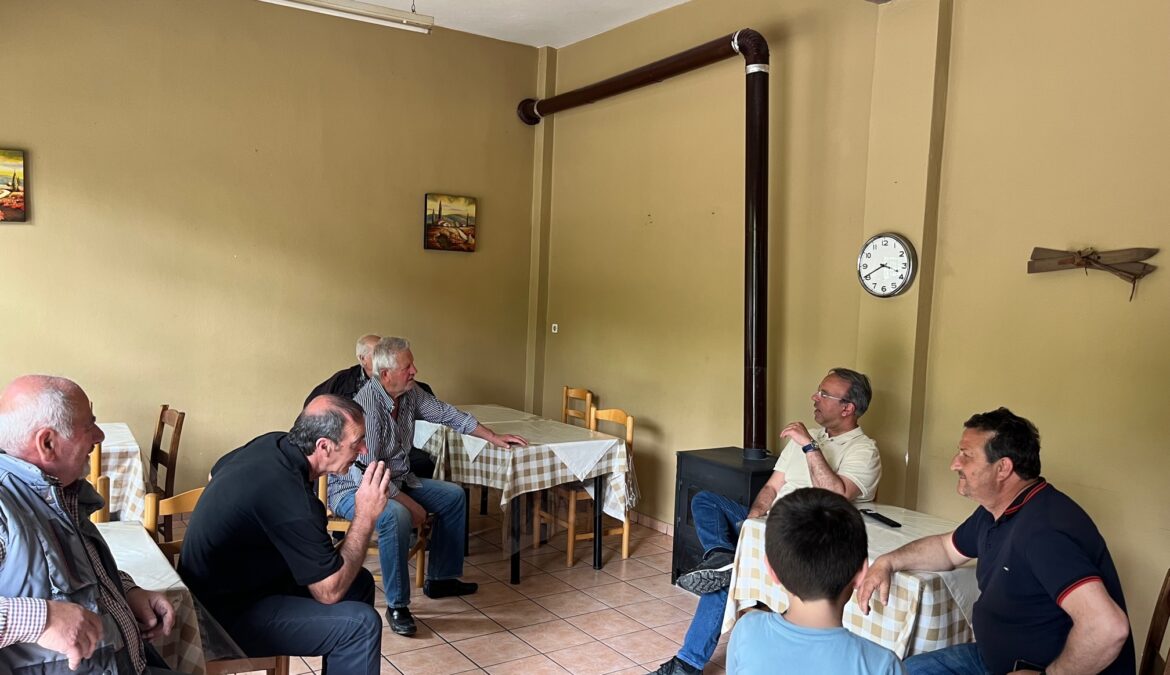 Μεγάλη Κάψη: Έργα αποκατάστασης πέτρινου τοιχίου και τσιμεντόστρωση Μεγάλη Κάψη: Έργα αποκατάστασης πέτρινου τοιχίου και τσιμεντόστρωση