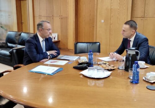 Συνάντηση του Υπουργού ΥΜΕ με τον επικεφαλής της Κοινότητας Μεταφορών Δ. Βαλκανίων | 13.10.2023