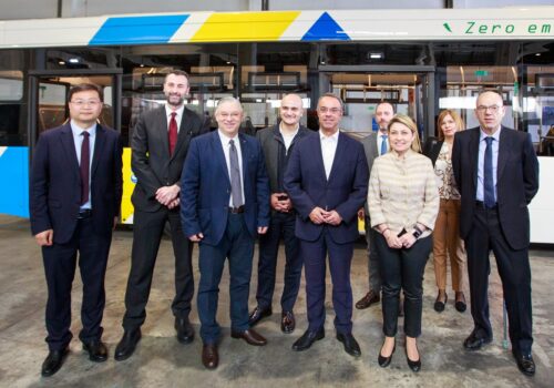 Τοποθετήσεις της πολιτικής ηγεσίας του ΥπΥΜΕ στην παρουσίαση του νέου ηλεκτρικού λεωφορείου | 12.3.2024