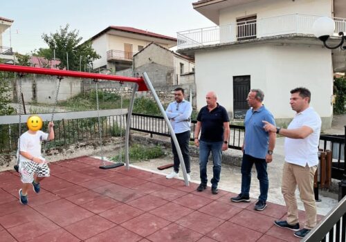 Μελιταία: Έργα αναβάθμισης παιδικής χαράς και παλαιού Δημοτικού Σχολείου