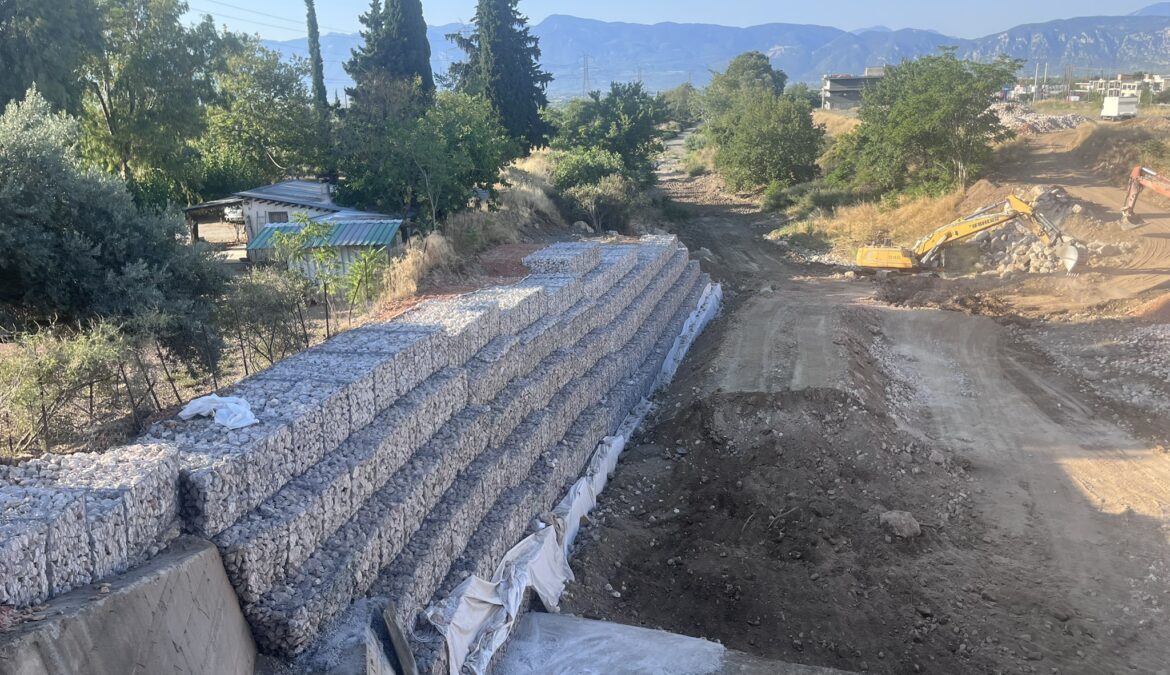 Λαμία: Έργα αποκατάστασης στην Ξηριώτισσα από το Υπ. Υποδομών